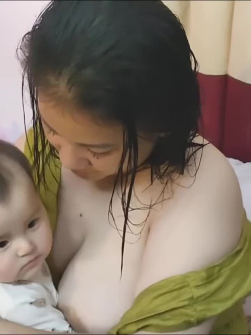 Breastfeeding 2024 06 17 15 17 54 (248)