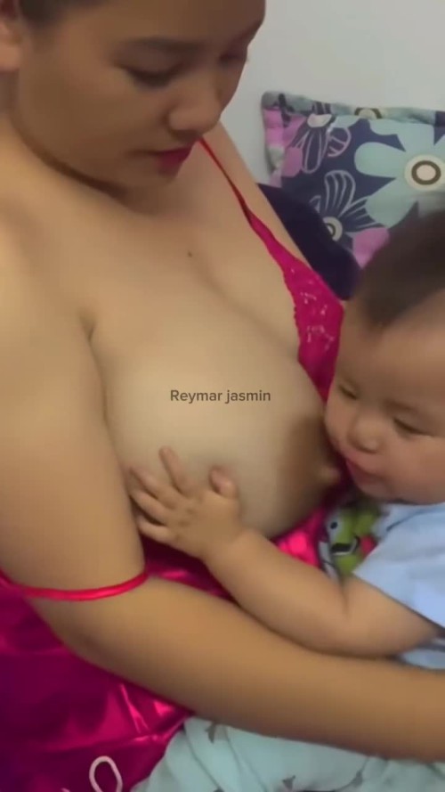 Breastfeeding 2024 06 17 15 17 54 (176)