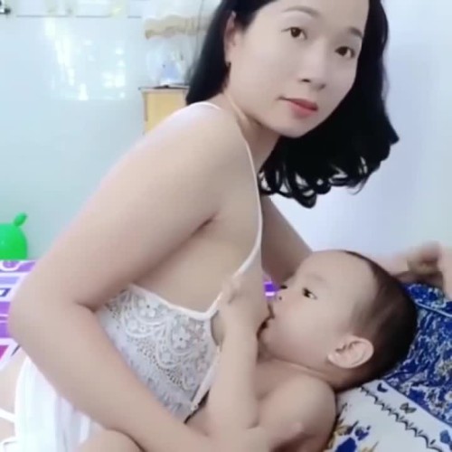 Breastfeeding (103)