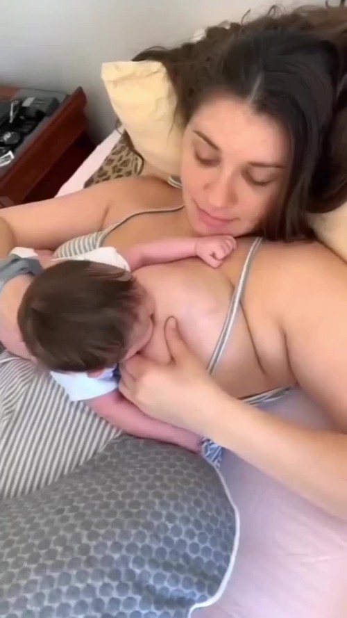 Breastfeeding (85)